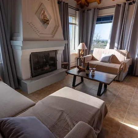 Вилла George In Skiathos