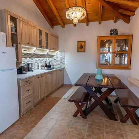 Villa George In Skiathos