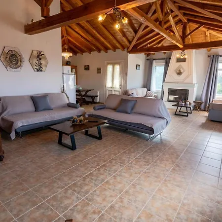 George In Skiathos Villa