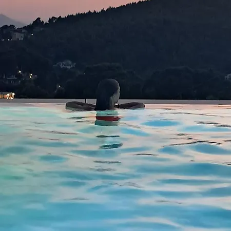 Villa George In Skiathos