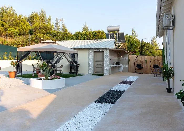 George In Skiathos Villa *