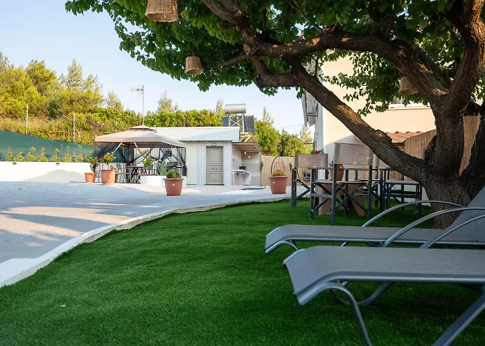 Villa George In Skiathos *