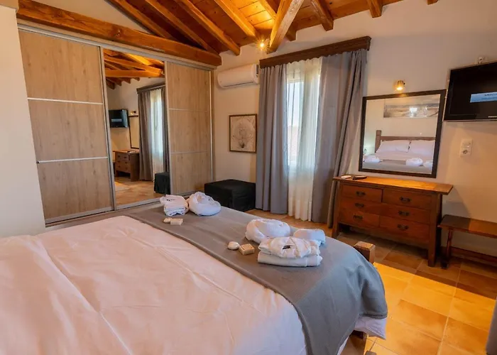 فيلة George In Skiathos *